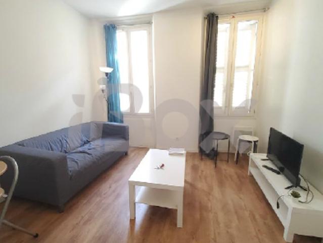 Location Appartement Rue Michel de Bourges, Cuers