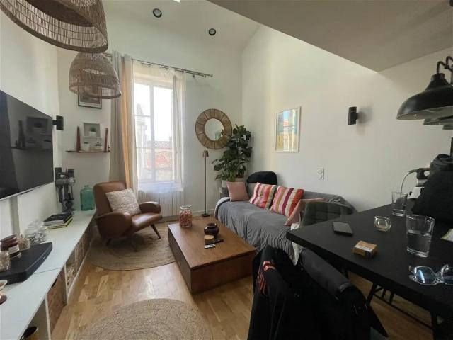 Location Appartement Rue Michel Favreau, Bordeaux