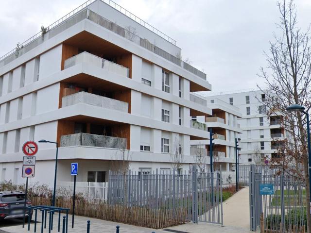 Location Appartement Rue Miriam Makeba, Pantin