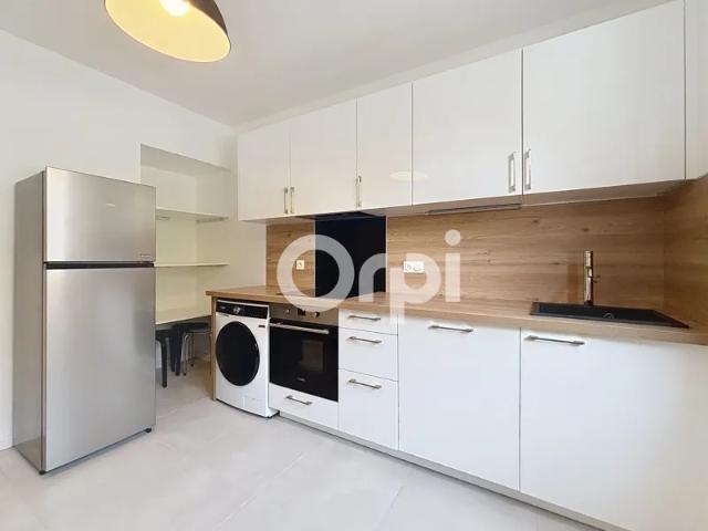 Location Appartement Avenue d'Espagne, Perpignan