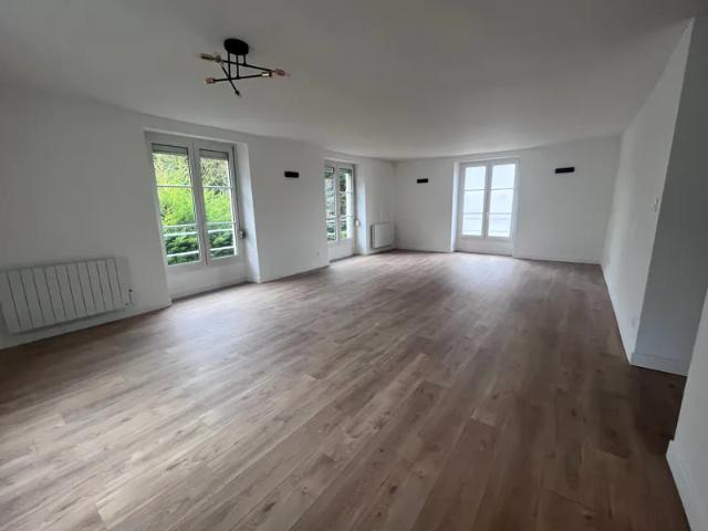 Location Appartement Rue Notre Dame de Bon Secours, Compiègne