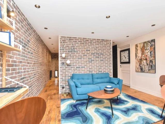 Location Appartement Rue Notre Dame de Nazareth, Paris