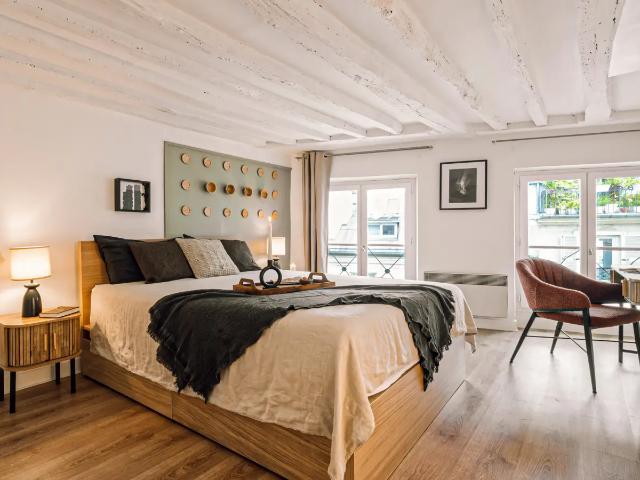 Location Appartement Rue Notre Dame de Nazareth, Paris