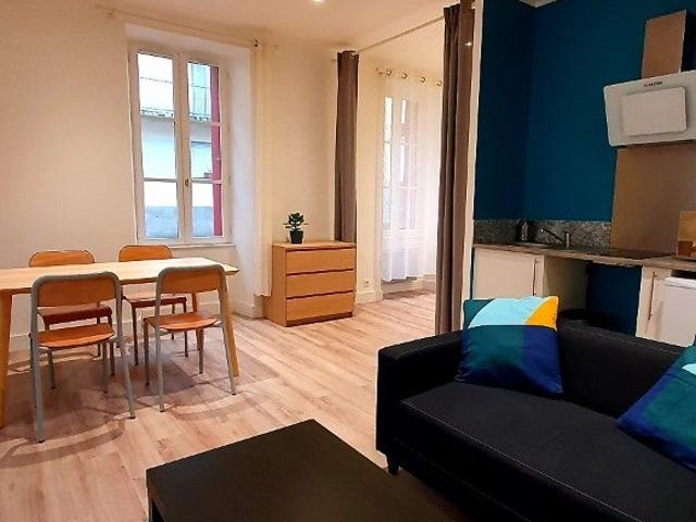 Location Appartement Rue Nominoë, Rennes