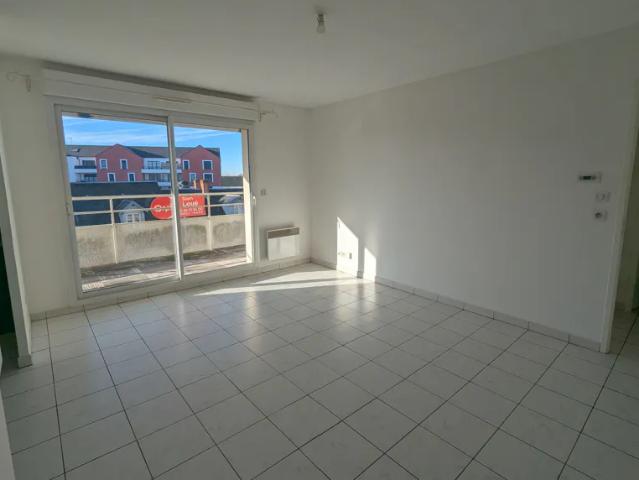 Location Appartement Rue Nationale, Ormes