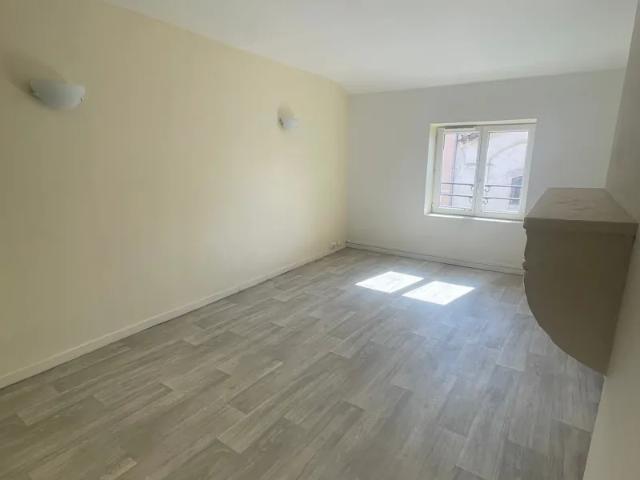 Location Appartement Rue Nationale, Villefranche sur Saône