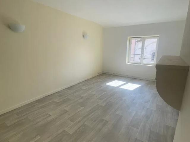 Location Appartement Rue Nationale, Villefranche sur Saône