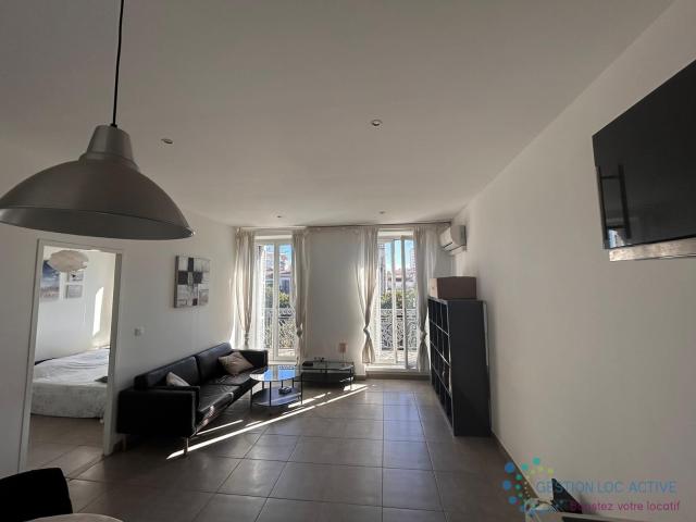 Location Appartement Rue Navarin, Marseille