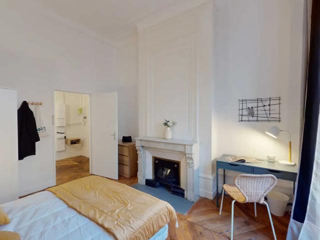 Location Appartement Rue Neuve, Lyon