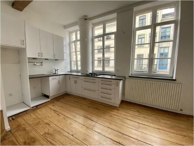 Location Appartement Rue Négrier, Lille
