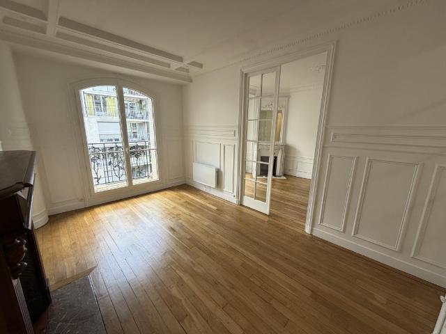 Location Appartement Rue Nélaton, Paris
