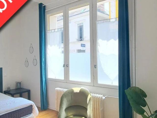 Location Appartement Rue Néricault Destouches, Tours