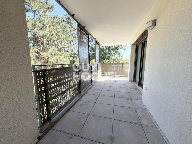 Location Appartement Rue Nicéphore Nièpce, Échirolles