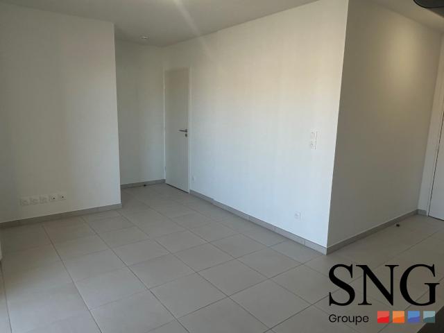 Location Appartement Rue Nicolas Copernic, Béziers