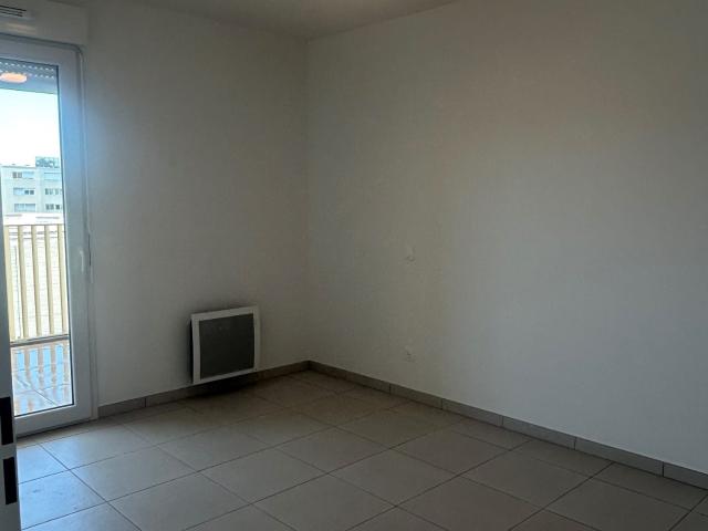 Location Appartement Rue Nicolas Copernic, Béziers