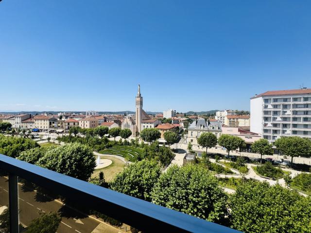 Location Appartement Rue Nugues, Romans sur Isère