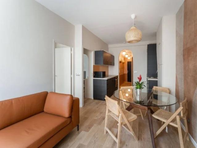 Location Appartement Rue Saulnier, Paris