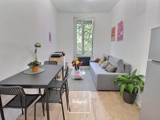 Location Appartement Rue Saint Antoine, Lyon