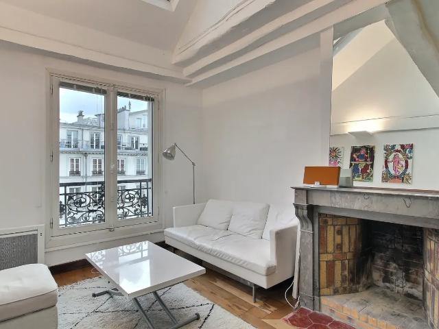 Location Appartement Rue Saint Antoine, Paris