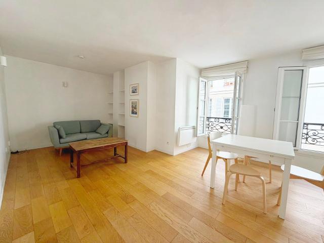 Location Appartement Rue Saint Gilles, Paris