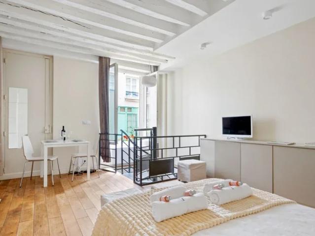Location Appartement Rue Saint Guillaume, Paris
