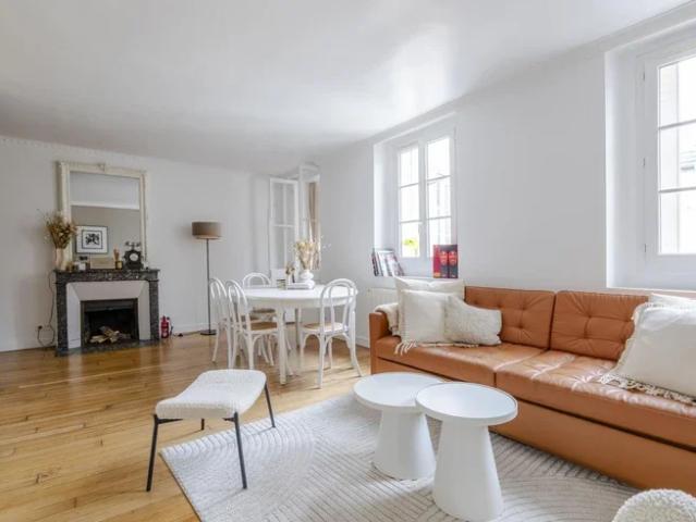 Location Appartement Rue Saint Denis, Paris