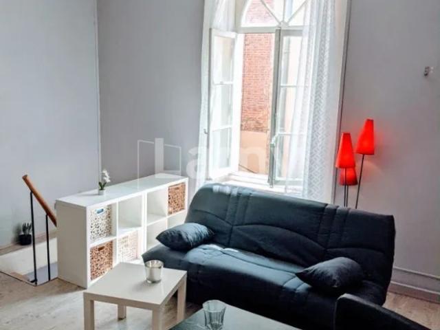 Location Appartement Rue Saint Désiré, Lons le Saunier
