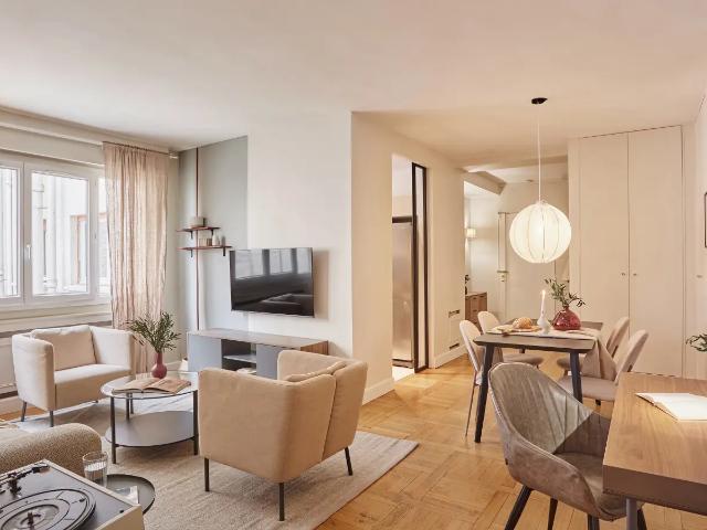 Location Appartement Rue Saint Didier, Paris