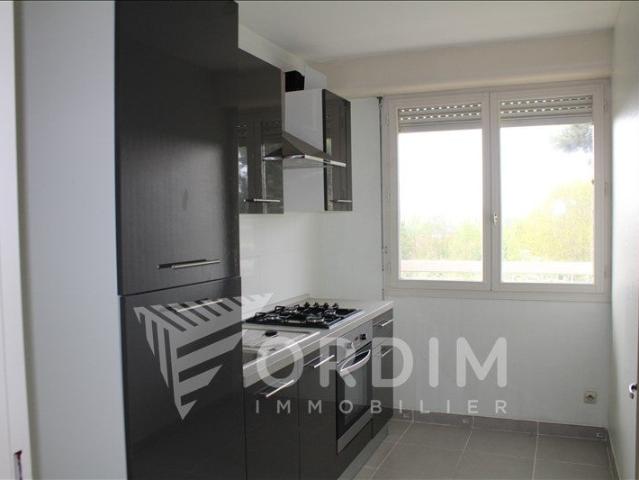 Location Appartement Rue Saint Exupéry, Auxerre