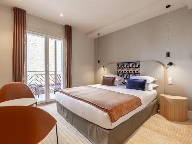 Location Appartement Rue Saint Ferdinand, Paris