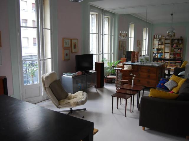 Location Appartement Rue Saint Ferréol, Marseille