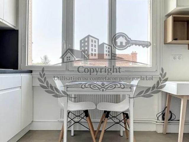 Location Appartement Rue Saint Isidore, Lyon