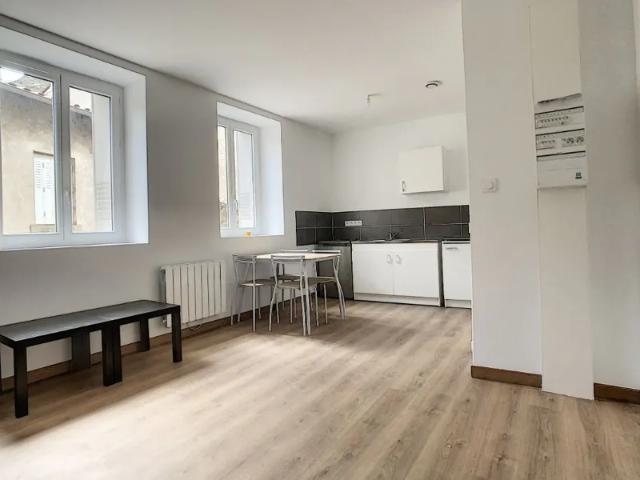 Location Appartement Rue Saint Joseph, Tournon sur Rhône