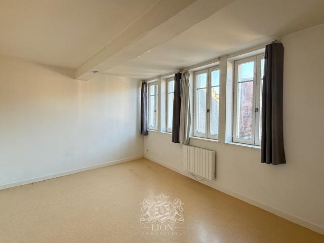 Location Appartement Rue Saint Jacques, Lille