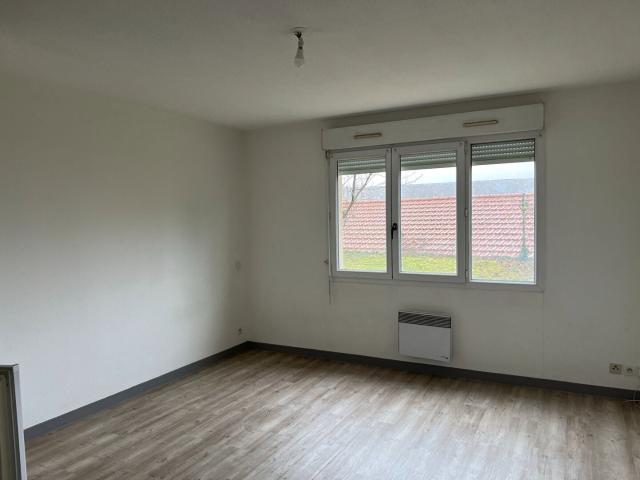 Location Appartement Rue Saint Louis, Poitiers