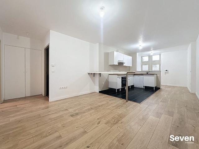 Location Appartement Rue Saint Laurent, Grenoble