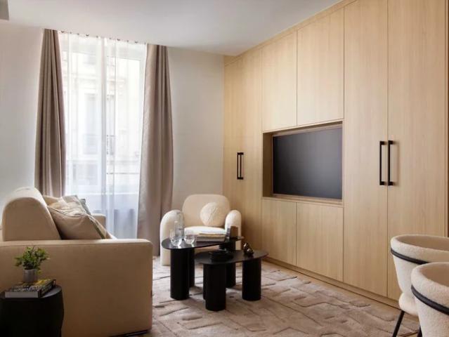 Location Appartement Rue Saint Laurent, Paris