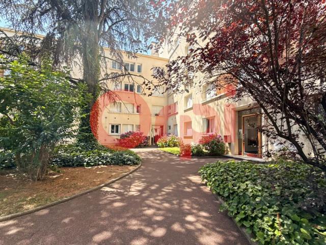 Location Appartement Rue Saint Mathieu, Lyon