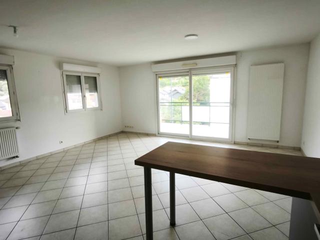 Location Appartement Rue Saint Maurice, Saint Pierre en Faucigny