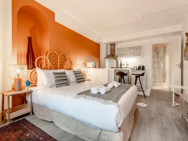 Location Appartement Rue Saint Marc, Paris