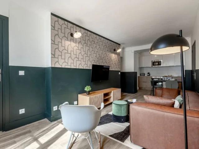 Location Appartement Rue Saint Marc, Paris