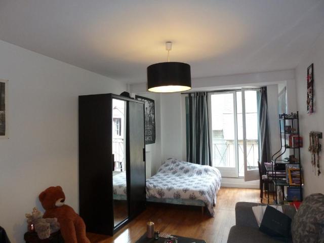 Location Appartement Rue Saint Melaine, Rennes