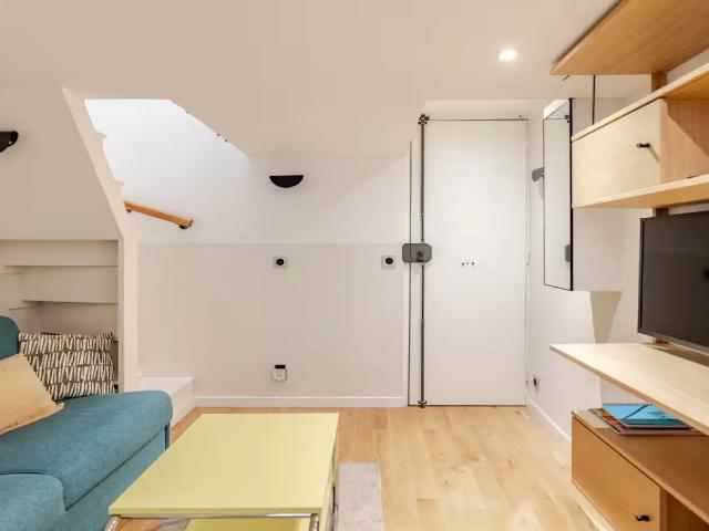 Location Appartement Rue Saint Sauveur, Paris