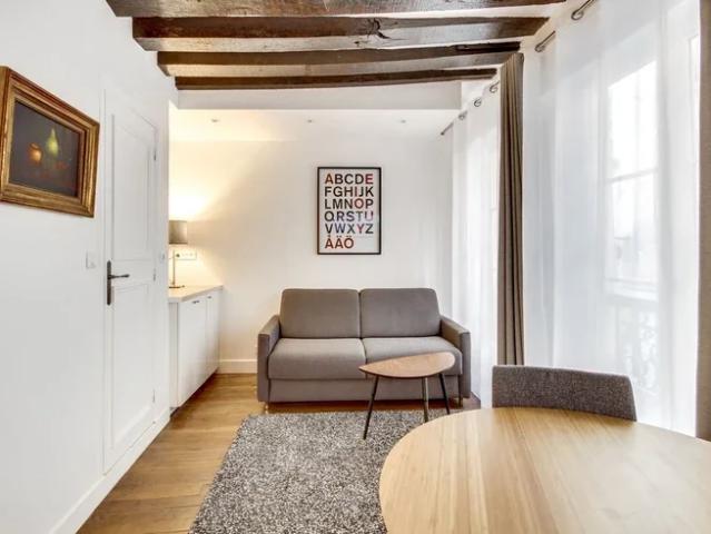 Location Appartement Rue Saint Sauveur, Paris