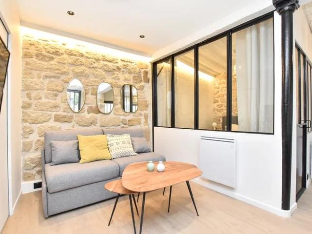 Location Appartement Rue Saint Sauveur, Paris