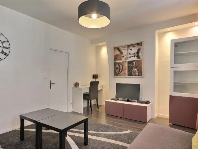 Location Appartement Rue Saint Séverin, Paris