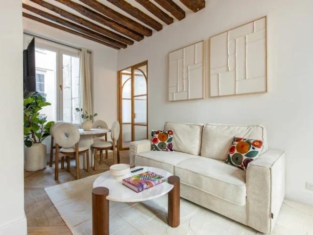 Location Appartement Rue Saint Séverin, Paris