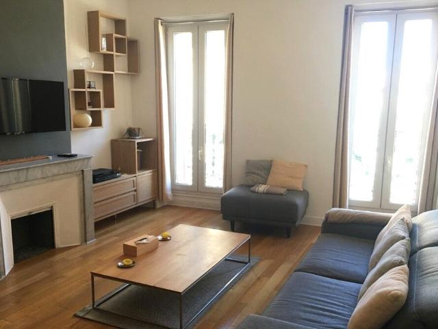 Location Appartement Rue Saint Sébastien, Marseille