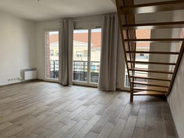 Location Appartement Rue Saint Sébastien, Lille