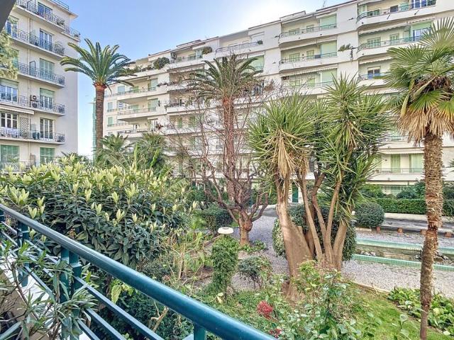 Location Appartement Rue Saint Philippe, Nice